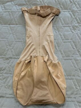 Sz D (165-220lbs) Like New Spanx  Nude High Waist Shapewear